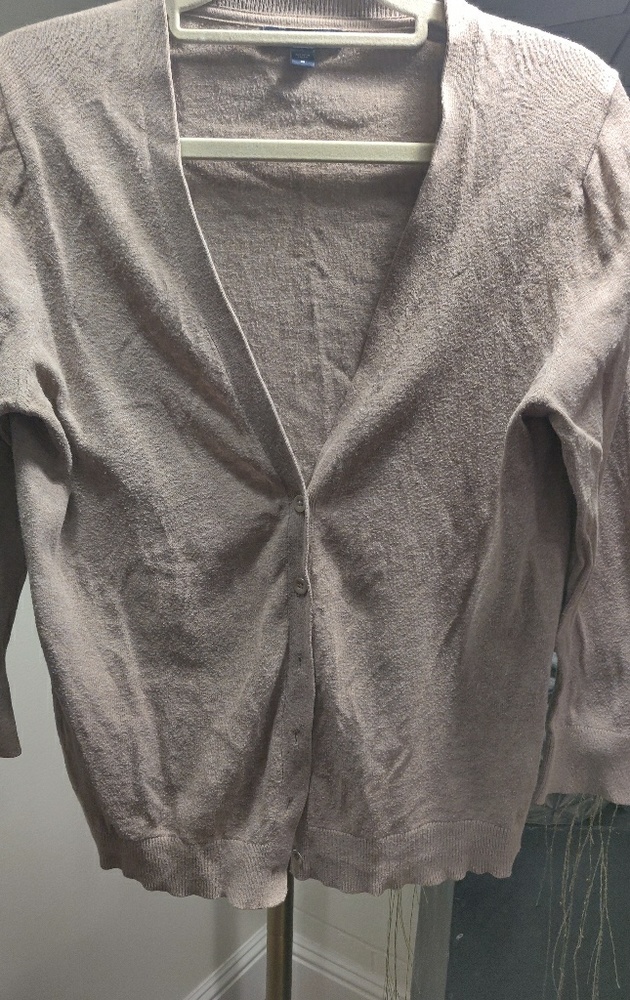 Gap cardigan